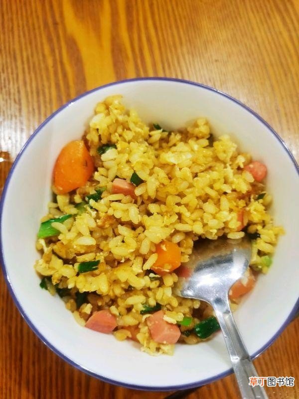几分钟搞定常用食材蛋炒饭 蛋炒饭的制作方法