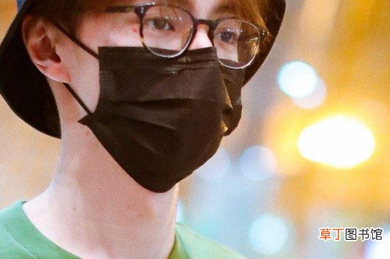 戴眼镜的人怎么带口罩