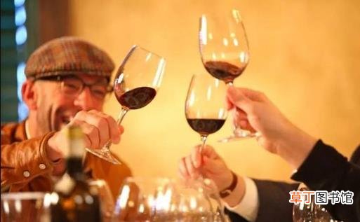 长期喝酒需要警惕的症状 喝酒的健康提示助你健康