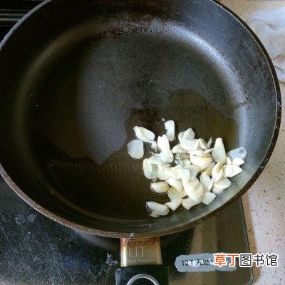 这样做五香花生米实在太简单了 五香花生米的做法