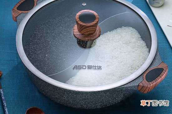 晶石和麦饭石不粘锅的区别