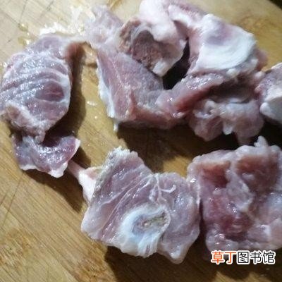 神秘美味胡萝卜玉米龙骨汤教程 龙骨汤的做法及推荐