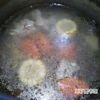 神秘美味胡萝卜玉米龙骨汤教程 龙骨汤的做法及推荐