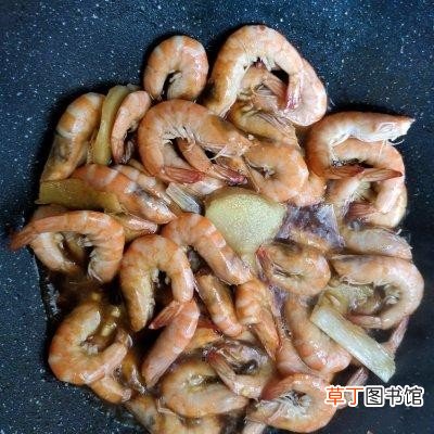 油焖大虾的正宗做法越吃越上瘾 油焖大虾的做法家常步骤