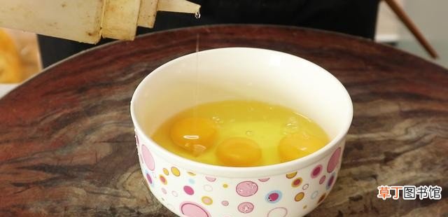西红柿炒鸡蛋好吃关键就在这两步 西红柿炒鸡蛋最佳做法