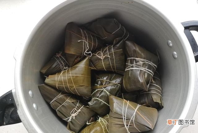教你做嘉兴大肉粽吃一次就上瘾 嘉兴肉粽的做法