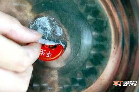 贴在碗上标签怎样去掉