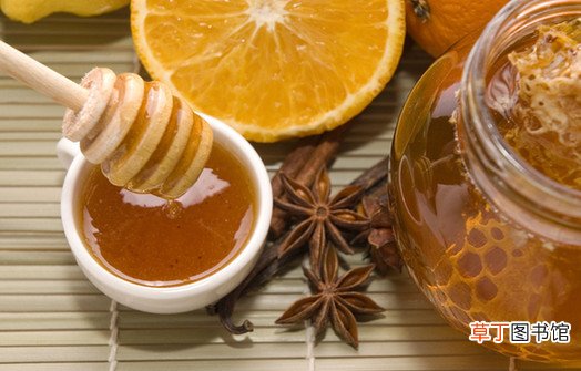 八食物搭配易致腹泻 葡萄+牛奶导致腹胀腹痛腹泻