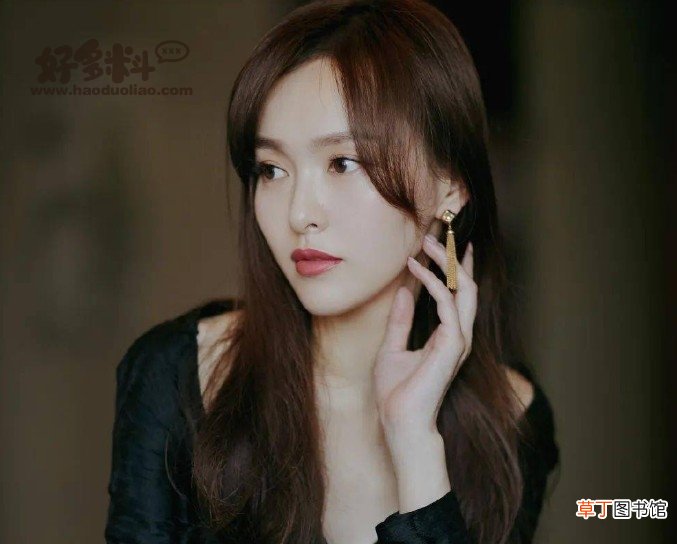 产后复出的她亲自辟谣 罗晋唐嫣生双胞胎是真的吗