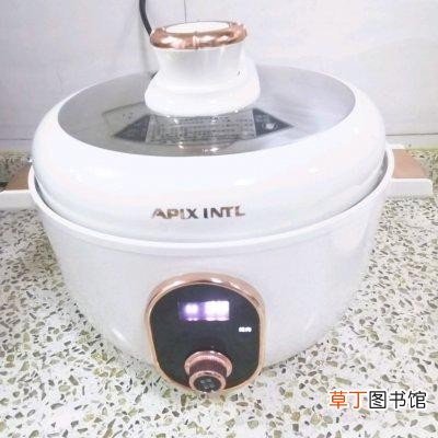 酱香红烧鸡爪软糯可口 红烧鸡爪的做法大全