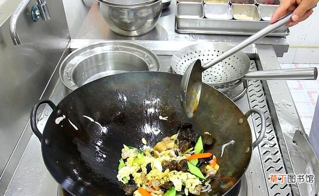 掌握这个技巧在家也能做出饭店的味道 木须肉的家常做法