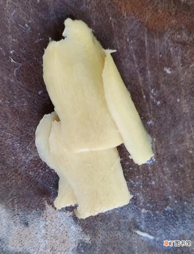 粉葛猪骨汤这样做健康又美味 粉葛猪骨汤的做法及窍门