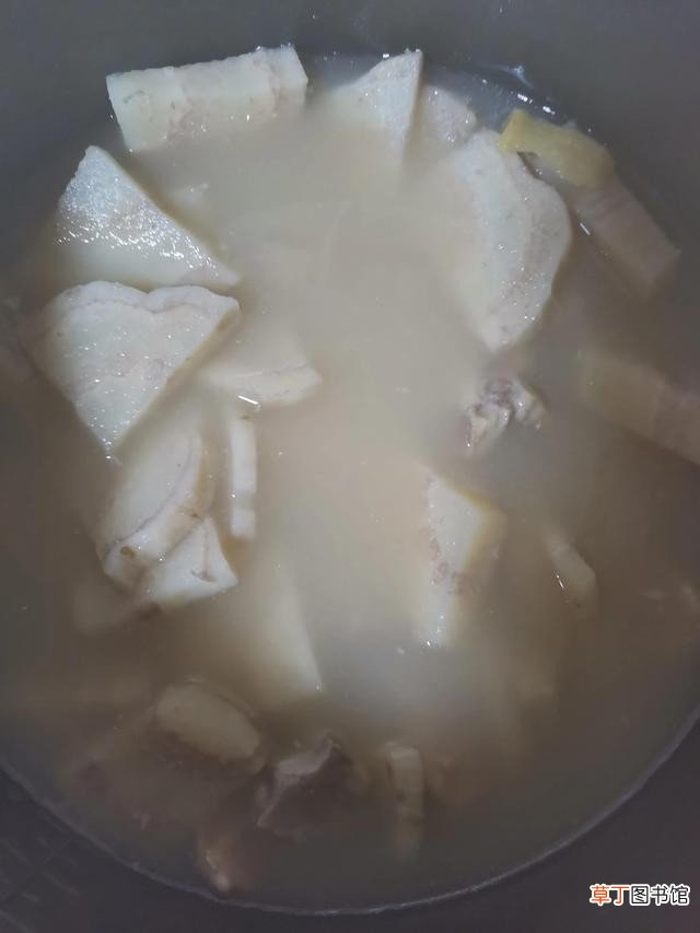 粉葛猪骨汤这样做健康又美味 粉葛猪骨汤的做法及窍门