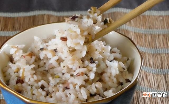 蚕蛹老式做法不用过油皮酥味香 茧蛹的做法及窍门