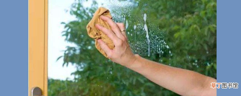 玻璃上的胶用什么清洗干净