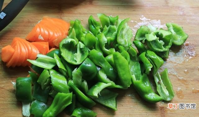 教你平菇炒肉的做法味道鲜美又爽口 平菇炒肉的做法