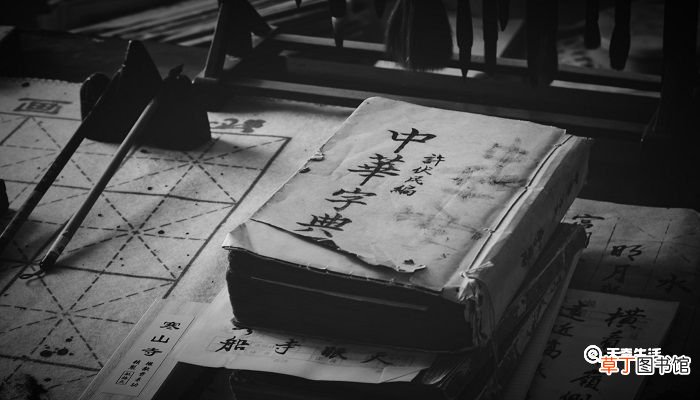 以卵击石的俗语是什么 与以卵击石对应的俗语是什么