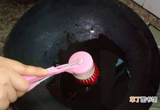 铁锅用了七八年要换吗