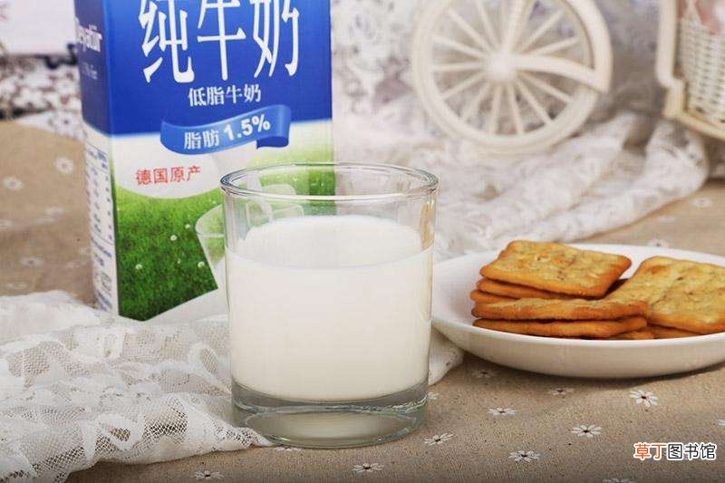 低脂奶更健康？食用低脂牛奶要注意这