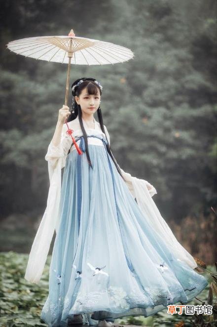 汉服怎么穿齐胸襦裙