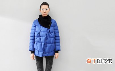 羽绒服充绒量150克暖和吗