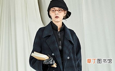 新买的澳毛大衣有味道要不要洗
