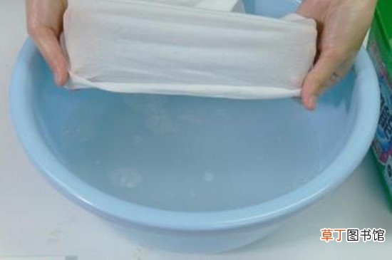 葡萄水怎么洗下来