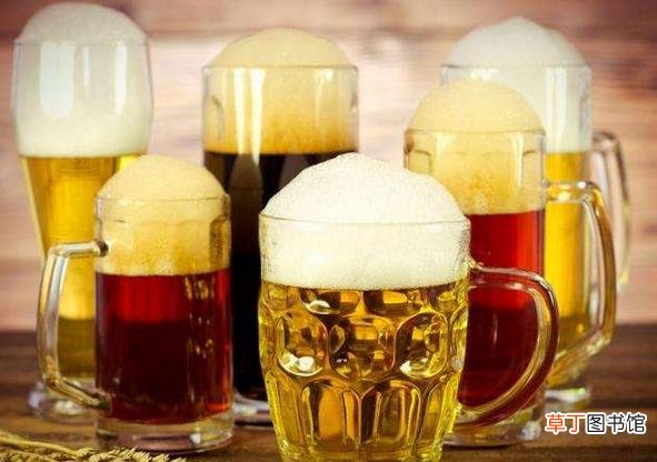 啤酒的15条生活妙招 妙用啤酒擦玻璃、洗刷锅底、浇花、洗衣、做饭