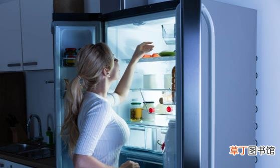 警惕冰箱导致的食物中毒 四类食物不宜放入冰箱存放