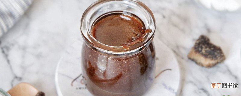 蜂蜜2年了发黑还能喝吗