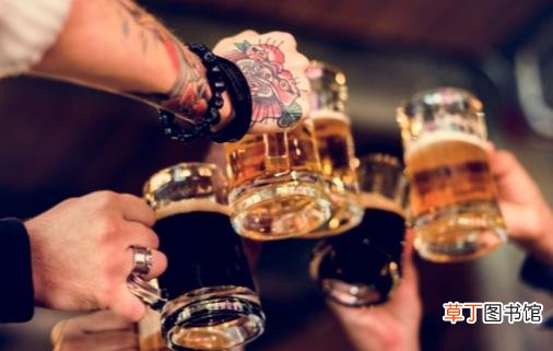 男人醉酒不仅会伤肝还会伤心 酒后不宜的事项要避免