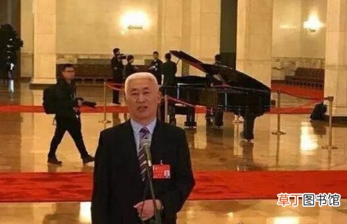 世界上最大的钢琴,十五英尺的星海钢琴乃中国制造