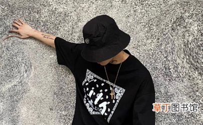 男生戴渔夫帽会被笑吗