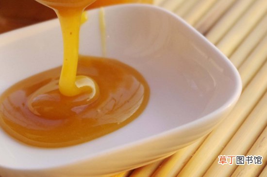 蜂蜜可以和茶叶一起泡水喝吗