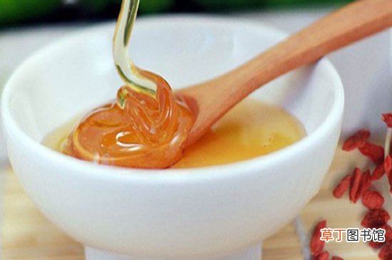 蜂蜜可以和枸杞一起泡水喝吗