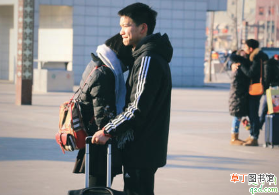 女朋友总是逃避接吻是什么原因,接吻时女生不张开嘴说明什么