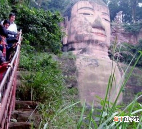 惊天秘密揭晓!乐山大佛宝藏之谜,佛心藏有宝藏