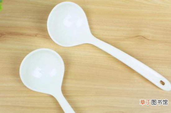 塑料勺子发黄用什么清洗