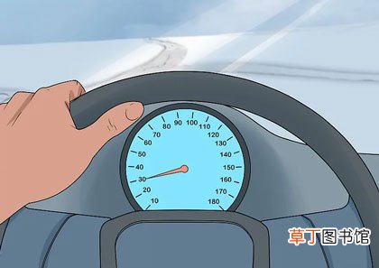 3个办法介绍 雪地里开车有什么技巧