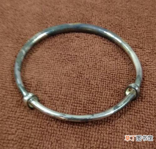 饰品氧化变黑了怎么办-简短介绍