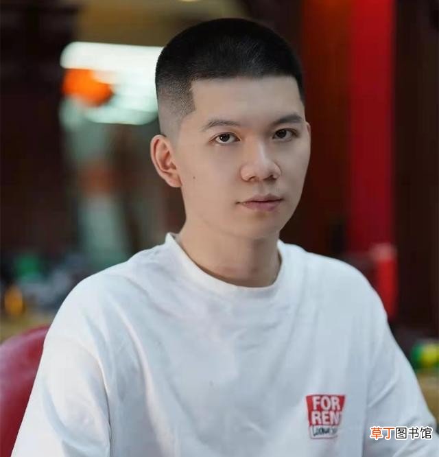 男生该怎么选择发型 胖脸男生短发发型