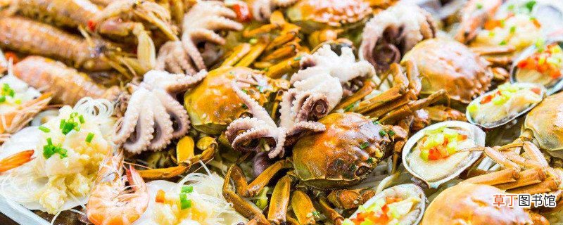 海鲜可以和榴莲一起吃吗?