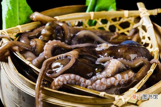 海鲜可以和榴莲一起吃吗?