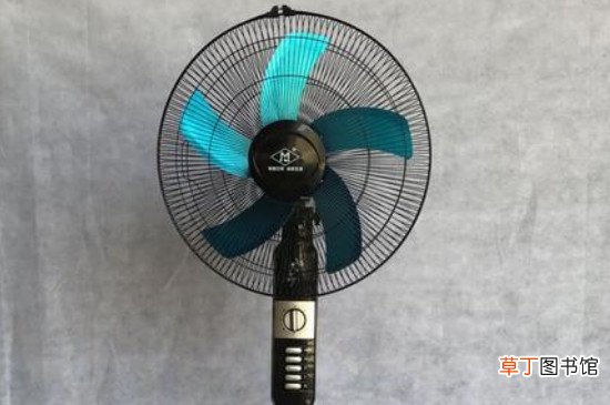 落地扇怎么拆电机