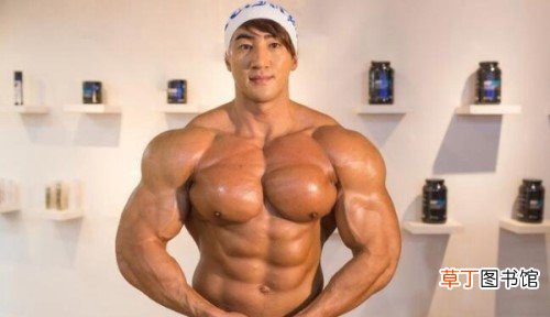 韩国健美先生黄哲勋,肌肉怪兽与小鲜肉的结合体