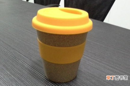 麦秆杯可以装沸水吗