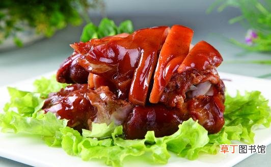怎么用饮食来丰胸？猪蹄丰胸食谱