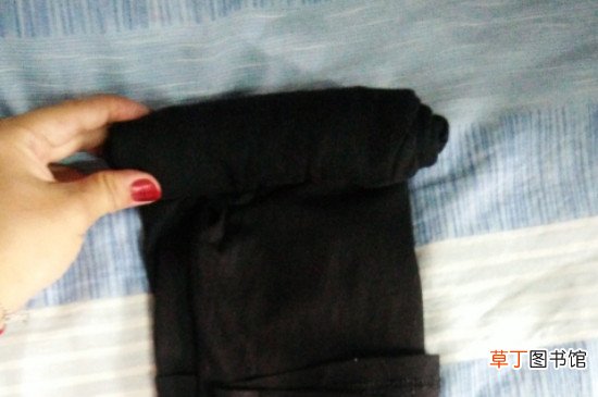 行李箱收纳衣服技巧