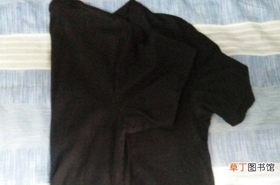 行李箱收纳衣服技巧