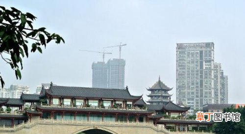 成都桥震门事件竟上演两次,美女醉酒后强行与男子啪啪啪